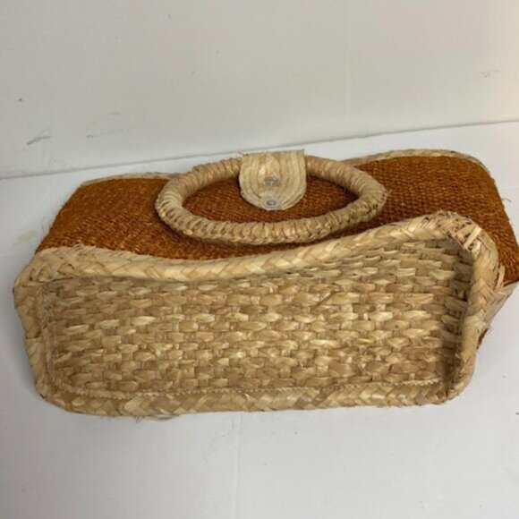Rattan Women's Handwoven Natural Beige Straw Bag Medium Size - Picture 5 of 6